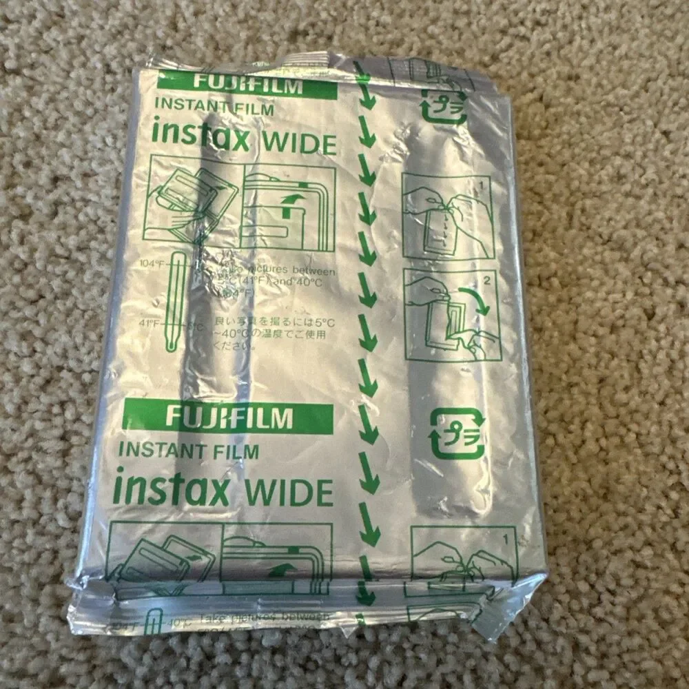 Fujifilm instax wide